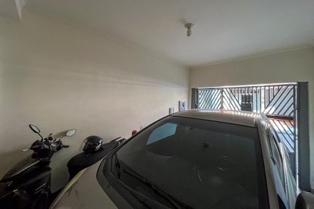 Casa à venda com 42m², 2 quartos e 1 vaga Casa à venda com 42m², 2 quartos e 1 vagaGaragem