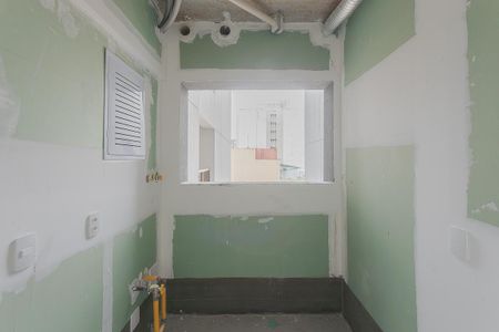 Apartamento à venda com 129m², 2 quartos e 2 vagas Apartamento à venda com 129m², 2 quartos e 2 vagasCozinha e Área de Serviço