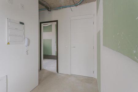 Apartamento à venda com 129m², 2 quartos e 2 vagas Apartamento à venda com 129m², 2 quartos e 2 vagasCozinha e Área de Serviço