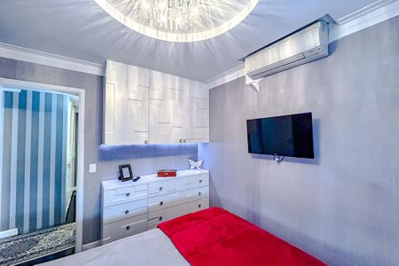 Apartamento à venda com 238m², 4 quartos e 4 vagasQuarto 2 - Suíte
