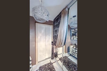Apartamento à venda com 238m², 4 quartos e 4 vagasHall social