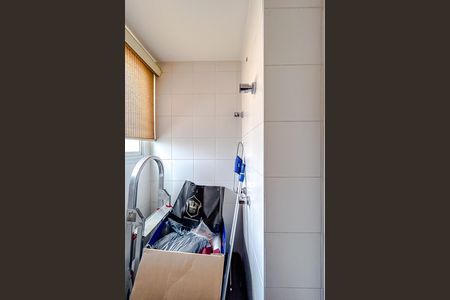 Apartamento à venda com 238m², 4 quartos e 4 vagasBanheiro de serviço