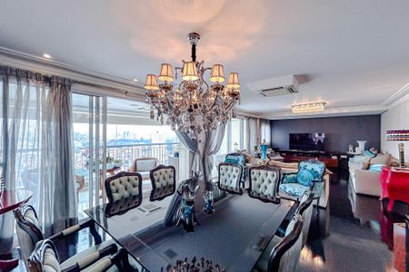 Apartamento à venda com 238m², 4 quartos e 4 vagasSala