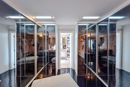 Apartamento à venda com 238m², 4 quartos e 4 vagasQuarto 1 - Suíte