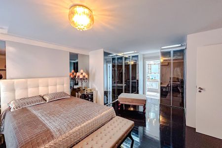 Apartamento à venda com 238m², 4 quartos e 4 vagasQuarto 1 - Suíte