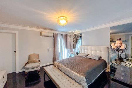 Apartamento à venda com 238m², 4 quartos e 4 vagasQuarto 1 - Suíte