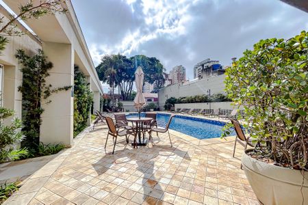 Apartamento à venda com 238m², 4 quartos e 4 vagasÁrea comum - Piscina