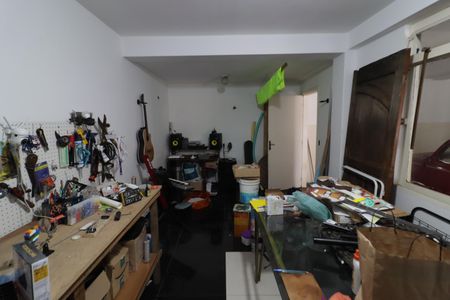 Casa à venda com 418m², 6 quartos e 4 vagasQuarto de Serviço