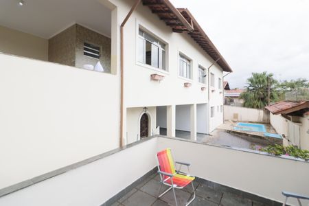 Casa à venda com 418m², 6 quartos e 4 vagasQuintal