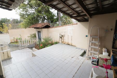 Casa à venda com 418m², 6 quartos e 4 vagasQuintal