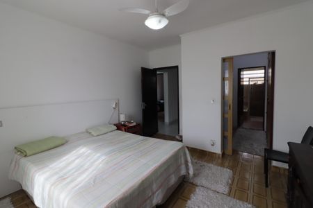 Casa à venda com 418m², 6 quartos e 4 vagasSuíte 1