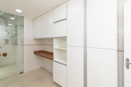 Apartamento à venda com 87m², 3 quartos e 1 vaga Apartamento à venda com 87m², 3 quartos e 1 vagaCozinha - Armários
