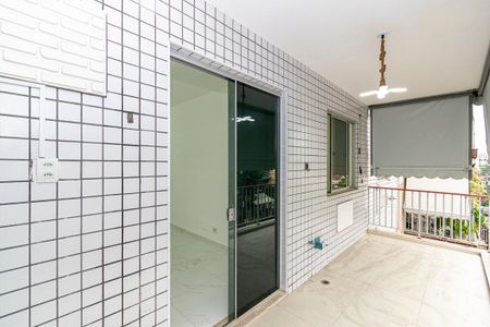 Apartamento à venda com 87m², 3 quartos e 1 vaga Apartamento à venda com 87m², 3 quartos e 1 vagaVaranda da Sala