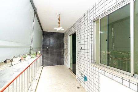 Apartamento à venda com 87m², 3 quartos e 1 vaga Apartamento à venda com 87m², 3 quartos e 1 vagaVaranda da Sala