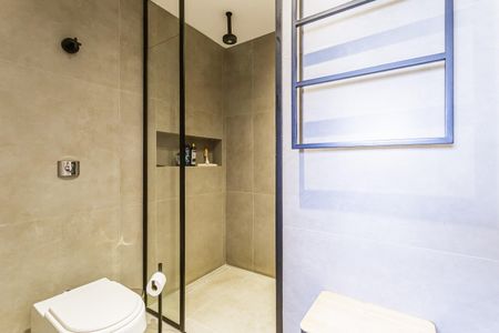 Apartamento para alugar com 85m², 1 quarto e 1 vaga Apartamento para alugar com 85m², 1 quarto e 1 vagaBanheiro da Suíte