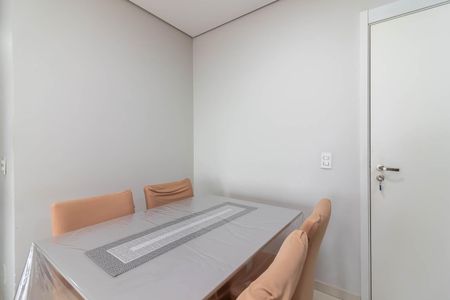 Apartamento à venda com 60m², 2 quartos e 1 vagaSala de Jantar