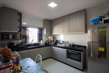Casa à venda com 175m², 3 quartos e 3 vagasCozinha