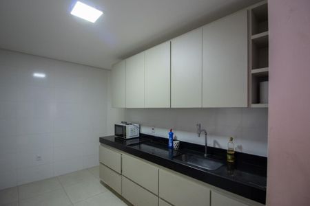 Casa à venda com 175m², 3 quartos e 3 vagasEdícula -  Cozinha