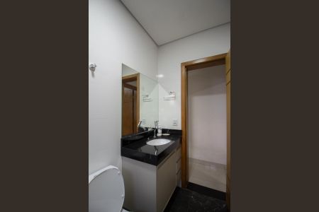 Casa à venda com 175m², 3 quartos e 3 vagasEdícula -  Banheiro