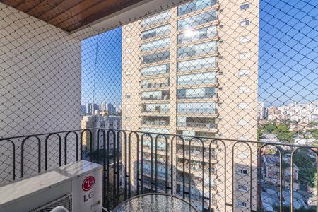 Apartamento à venda com 70m², 2 quartos e 1 vaga Apartamento à venda com 70m², 2 quartos e 1 vagaSacada
