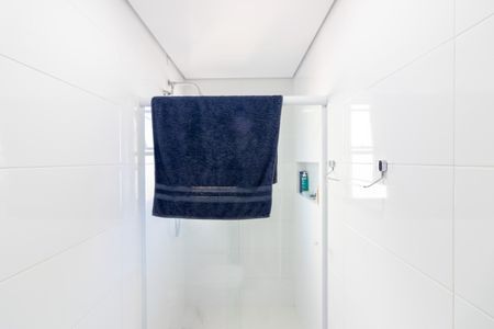 Apartamento à venda com 70m², 2 quartos e 1 vaga Apartamento à venda com 70m², 2 quartos e 1 vagaBanheiro