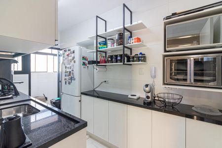 Apartamento à venda com 70m², 2 quartos e 1 vaga Apartamento à venda com 70m², 2 quartos e 1 vagaCozinha