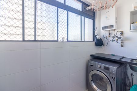 Apartamento à venda com 70m², 2 quartos e 1 vaga Apartamento à venda com 70m², 2 quartos e 1 vagaÁrea de Serviço