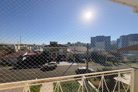 Casa de condomínio à venda com 290m², 3 quartos e 4 vagas Casa de condomínio à venda com 290m², 3 quartos e 4 vagasVista do Quarto 2