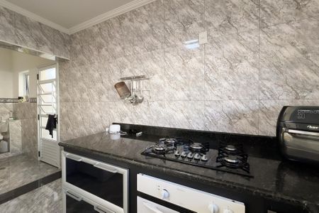 Casa de condomínio à venda com 290m², 3 quartos e 4 vagas Casa de condomínio à venda com 290m², 3 quartos e 4 vagasCozinha