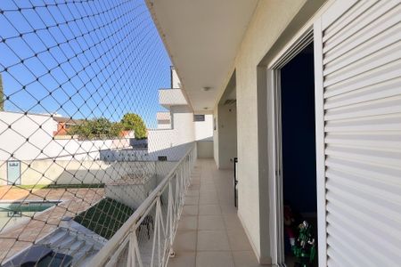 Casa de condomínio à venda com 290m², 3 quartos e 4 vagas Casa de condomínio à venda com 290m², 3 quartos e 4 vagasVaranda do Quarto 1
