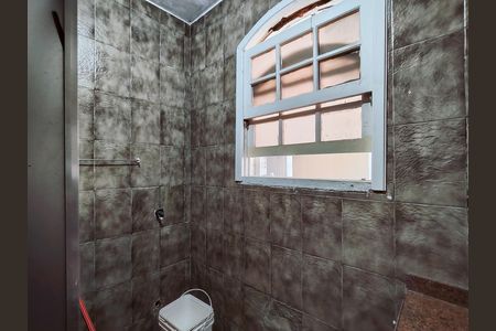 Casa para alugar com 424m², 5 quartos e 2 vagasBanheiro Corredor
