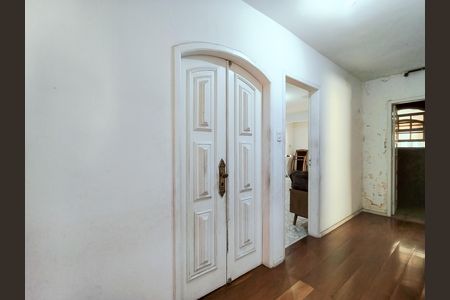 Entrada de casa para alugar com 5 quartos, 424m² em Engenho Novo, Rio de Janeiro