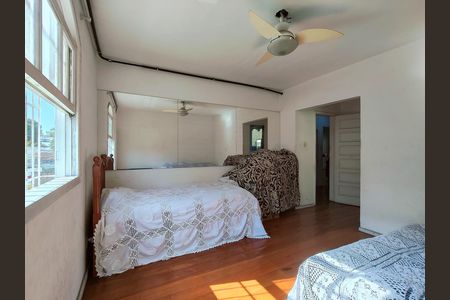 Casa para alugar com 424m², 5 quartos e 2 vagasSuíte