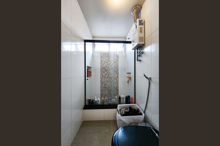 Apartamento à venda com 54m², 2 quartos e 1 vaga Apartamento à venda com 54m², 2 quartos e 1 vagaBanheiro Social