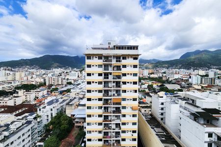 Apartamento à venda com 54m², 2 quartos e 1 vaga Apartamento à venda com 54m², 2 quartos e 1 vagaVista