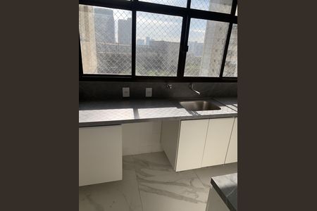 Apartamento à venda com 185m², 3 quartos e 3 vagasÁrea de Serviço
