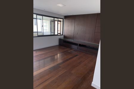 Apartamento à venda com 185m², 3 quartos e 3 vagasQuarto