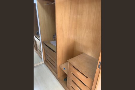 Apartamento à venda com 185m², 3 quartos e 3 vagasQuarto
