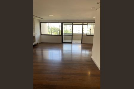 Apartamento à venda com 185m², 3 quartos e 3 vagasSala