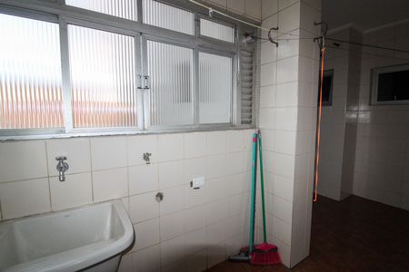 Apartamento à venda com 115m², 3 quartos e 2 vagas Apartamento à venda com 115m², 3 quartos e 2 vagasÁrea de Serviço