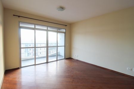 Apartamento à venda com 115m², 3 quartos e 2 vagas Apartamento à venda com 115m², 3 quartos e 2 vagasSala