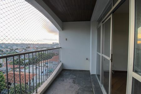 Apartamento à venda com 115m², 3 quartos e 2 vagas Apartamento à venda com 115m², 3 quartos e 2 vagasVaranda da Sala