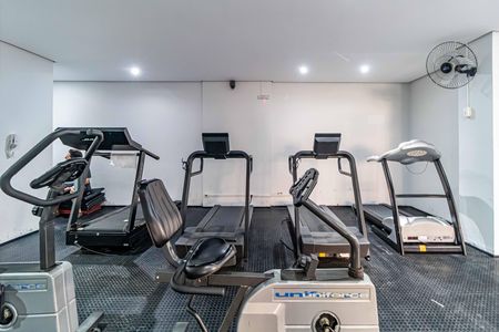 Apartamento à venda com 115m², 3 quartos e 2 vagas Apartamento à venda com 115m², 3 quartos e 2 vagasÁrea comum - Academia