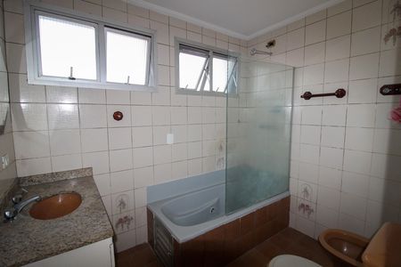 Apartamento à venda com 115m², 3 quartos e 2 vagas Apartamento à venda com 115m², 3 quartos e 2 vagasBanheiro do Quarto 3