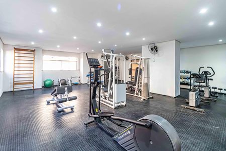 Apartamento à venda com 115m², 3 quartos e 2 vagas Apartamento à venda com 115m², 3 quartos e 2 vagasÁrea comum - Academia