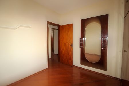 Apartamento à venda com 115m², 3 quartos e 2 vagas Apartamento à venda com 115m², 3 quartos e 2 vagasQuarto 1