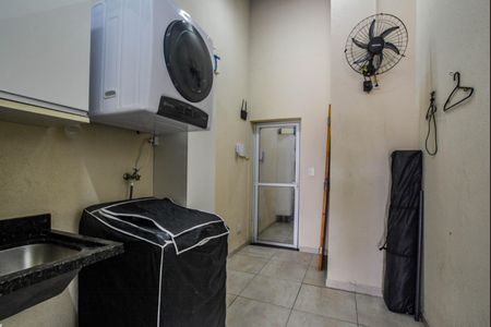 Apartamento à venda com 114m², 2 quartos e 2 vagasÁrea de Serviço