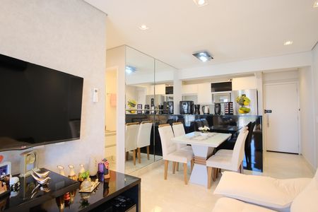 Sala de apartamento à venda com 3 quartos, 67m² em Vila Carrão, São Paulo