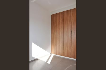Apartamento à venda com 41m², 2 quartos e sem vaga Apartamento à venda com 41m², 2 quartos e sem vagaDetalhe - Quarto 02