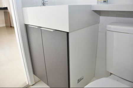 Detalhe - Banheiro Social de apartamento à venda com 2 quartos, 41m² em Vila Albertina, São Paulo
